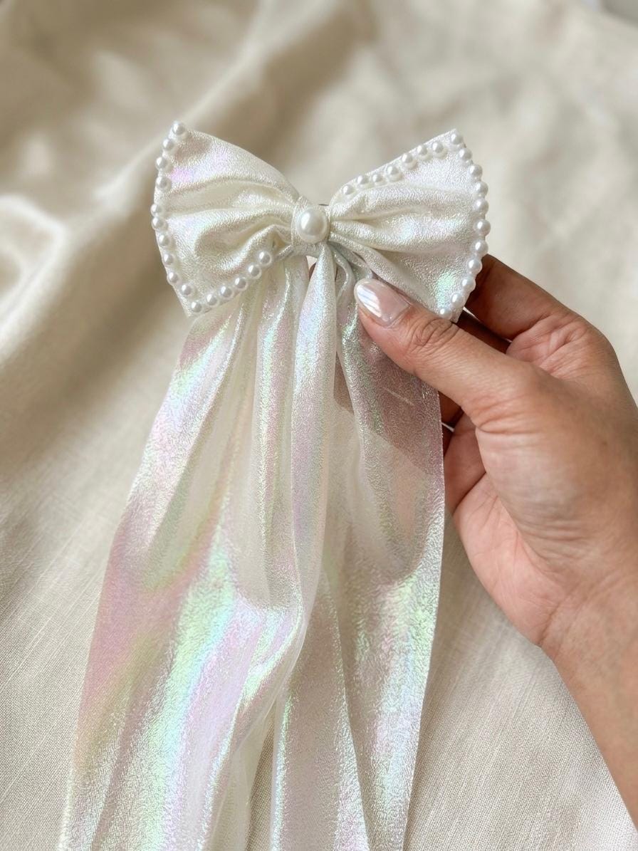 Pearlescent Shimmer Oversized Hair Bow - Elegant Pearl Edged Statement Clip